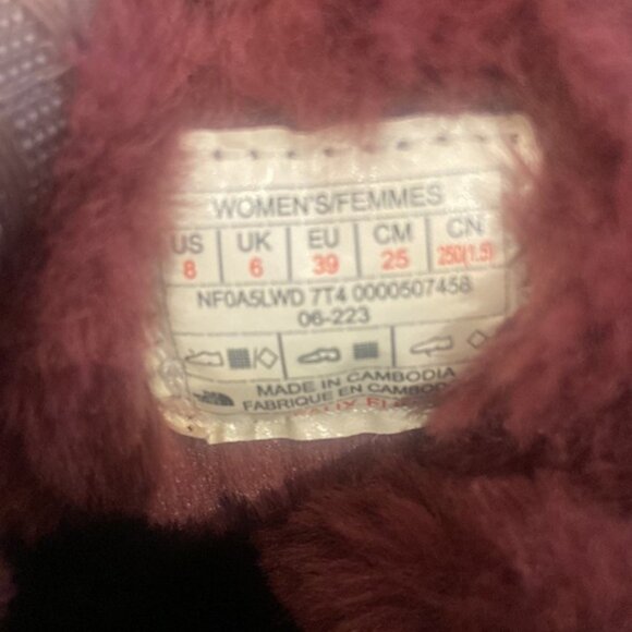 The North Face Women’s THERMOBALL Lace Up Waterproof Boots - Picture 2 of 6